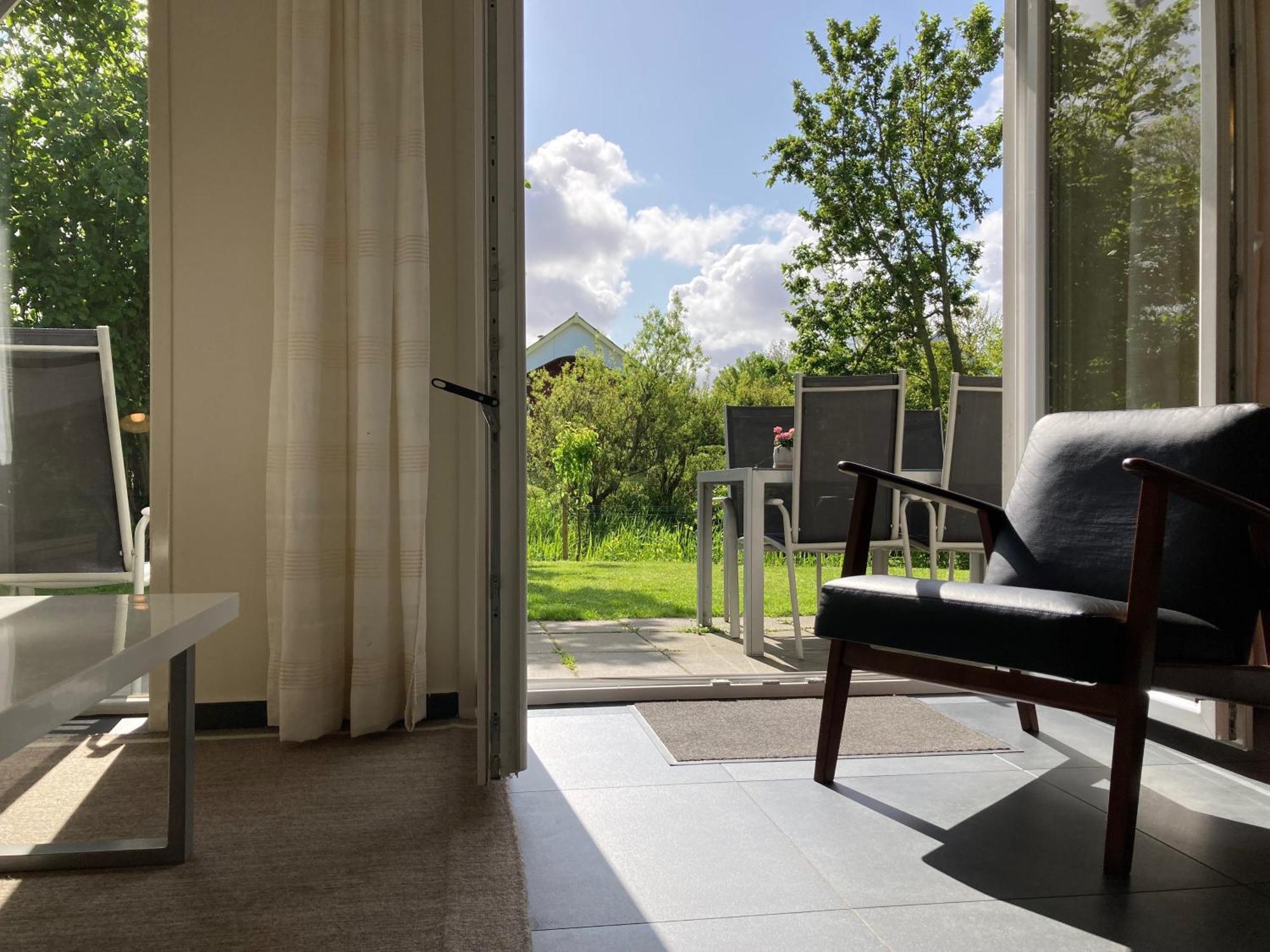 Heide 6Pers Waterfront House At A Typical Dutch Canal, By The Lauwersmeer Anjum Exterior foto